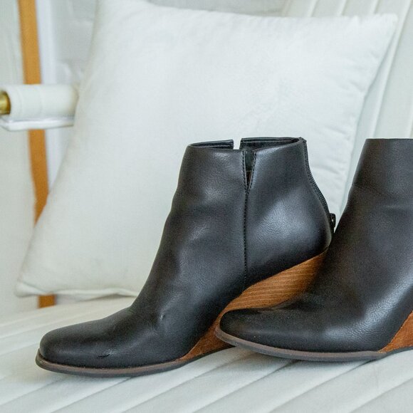 Korks ankle boots - Picture 3 of 8